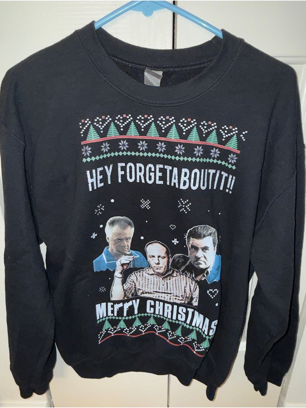 Gildan Black Crewneck Sweatshirt with Multicolor Holiday Graphic